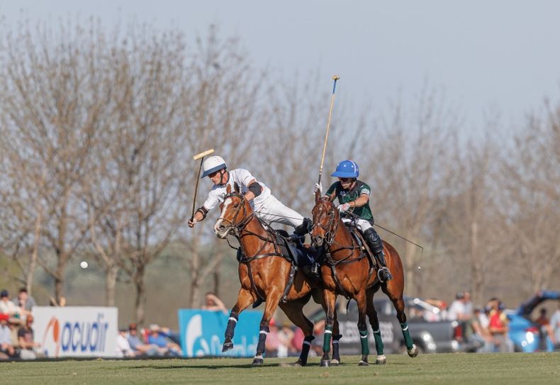 La Hache venció ajustadamente a La Ensenada para llegar a las semifinales.
