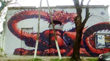 EL DRAGÓN. Así quedó la fachada de uno de los últimos edificios históricos..