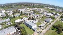 DESPIDOS. El Parque Industrial de Pilar muestra las marcas de la crisis del sector. DESPIDOS. El Parque Industrial de Pilar muestra las marcas de la crisis del sector.