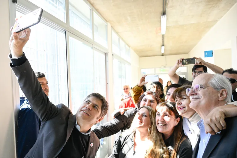 ELECCIONES NACIONALES El gobernador Axel Kicillof junto a Jorge Taiana