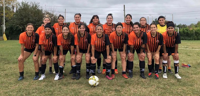 Las chicas de Zelaya festejaron ante A Todo o Nada.