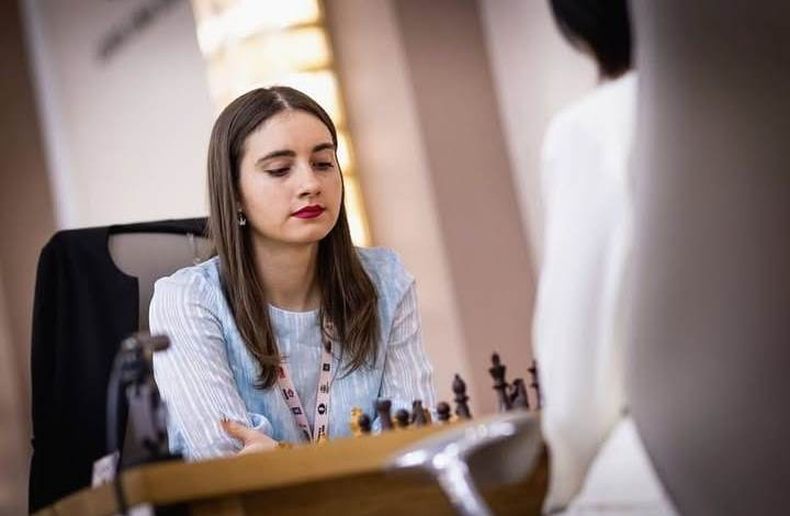 PARTIDA. Candela Francisco finalizó 41° en el torneo de rápidas del Mundial de Ajedrez.