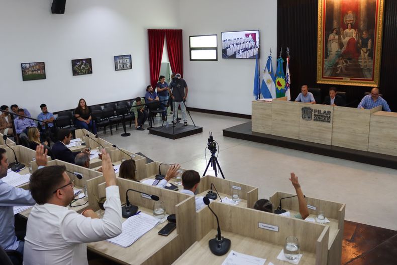 MAYORÍA. Los concejales le dieron el visto bueno al presupuesto de Federico Achával.