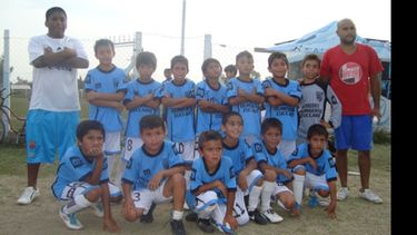 La 2004 del Albiceleste goleó 4-0 a Estrella Juvenil..