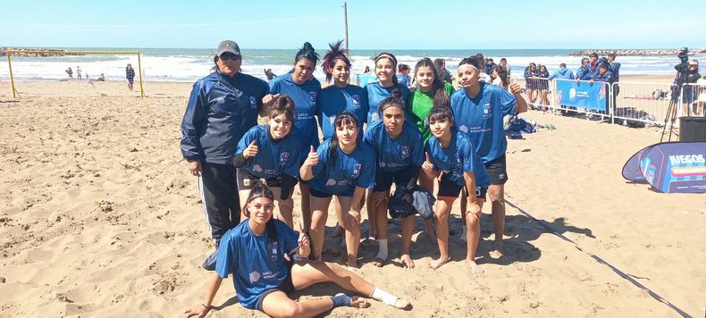 El equipo de fútbol playa Gauchitos Pilarica.&nbsp;