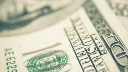 Mirá a cuánto cotiza el dólar blue, el dólar ahorro, el dólar tarjeta y el dólar turista en Argentina, según el promedio del Banco Central. Mirá a cuánto cotiza el dólar blue, el dólar ahorro, el dólar tarjeta y el dólar turista en Argentina, según el promedio del Banco Central.