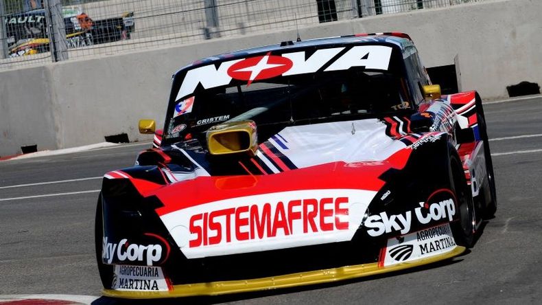 Rossi consiguió su 29ª pole en TC. Está 3º en el ranking histórico detrás de Ortelli (32) y Martínez (30)..