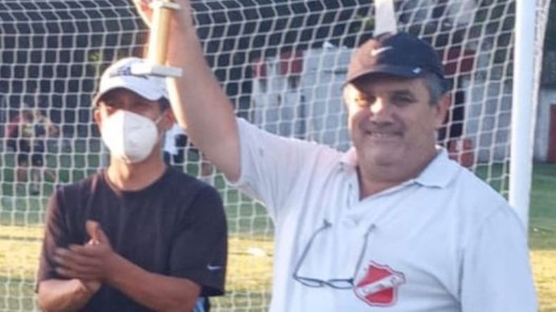 Celebrando un título con Sportivo..