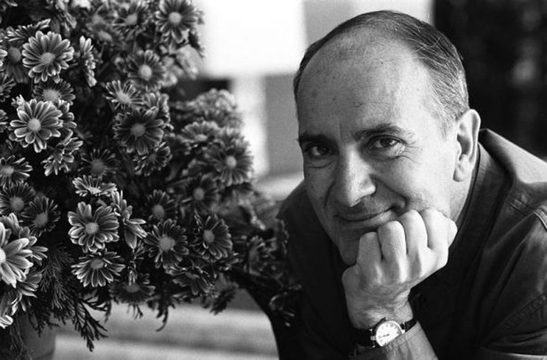 manuel-puig_1 (1).jpg
