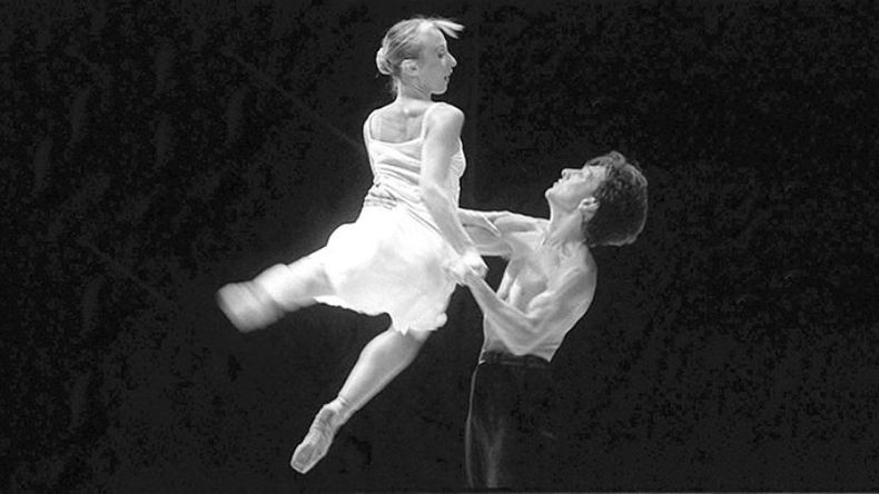 El gran bailarín Julio Bocca se presentó por primera vez en Pilar el 24 de septiembre de 2005. Fue en La Trastienda, en una noche inolvidable para muchos pilarenses. En la foto, junto a Eleonora Cassano..