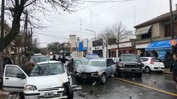 Una mujer herida en confuso choque