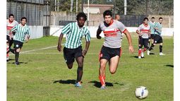 EMPATE. Atlético y Abrojal no se sacaron ventajas en el choque de la primera rueda (0-0)..