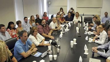 Los gremios docentes buscan un acuerdo paritario con la Provincia.