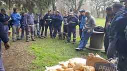AL PAN, PAN. Ducoté busca disipar el malestar de los empleados..