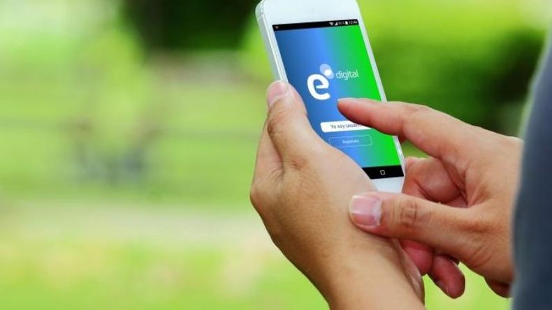 El whastapp estará disponible para los usuarios residenciales que decidan hacer el cambio de titularidad del servicio. .