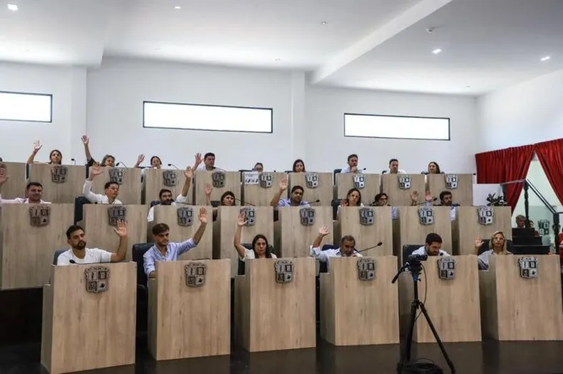 EN SUS BANCAS. Reelegir o no es la alternativa para 12 actuales concejales.