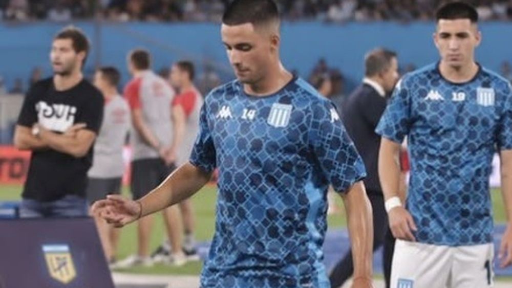 Francisco Fraga, surgido en D10FC, debutó en la primera de Racing.