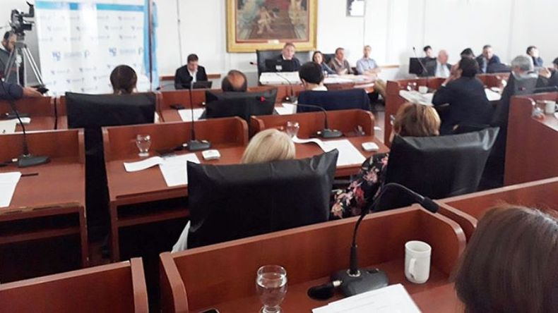 REPARTO. El FdT retuvo las seis que puso en juego, Juntos perdió dos e ingresa Avanza Libertad. .