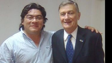 Gamboa, junto a su referente, Hermes Binner..
