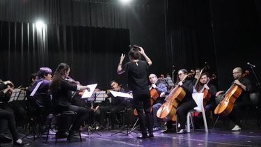 la orquesta sinfonica municipal se presenta en lagomarsino