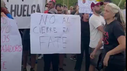 Los manifestantes realizaron un corte en la zona de Ramal Tigre, a la altura de la calle Uruguay. Los manifestantes realizaron un corte en la zona de Ramal Tigre, a la altura de la calle Uruguay.