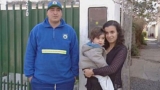 REENCUENTRO. Alcides el héroe junto a Noa y su mamá el día después. .