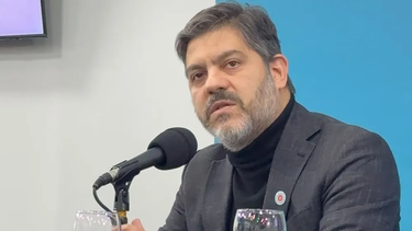 ENOJO. El ministro de Gobierno, Carlos Bianco, apunto contra los opositores.