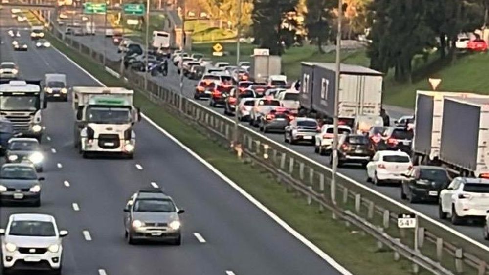 Ir en auto desde Pilar a Capital por Panamericana, una odisea de todos los días.