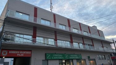 El edificio de los Bomberos renovó su fachada y parte del interior.&nbsp;