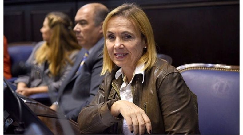 MARÍA ROSA BATALLA. Fue educadora y dirigente política de Pilar. Tenía 61 años.