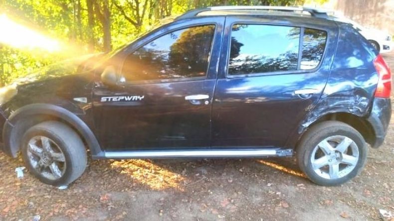 El rodado en el que escapaba el delincuente fue interceptado en el Km. 49 y Colectora. Foto @juancaimpacto.