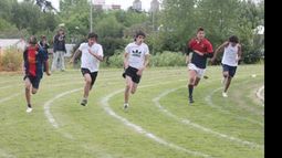 Los pilarenses dominaron la modalidad Velocidad desarrollada en el polideportivo..