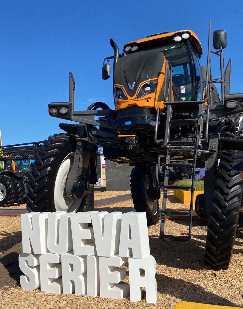 Valtra fue el tractor oficial de Expoagro.