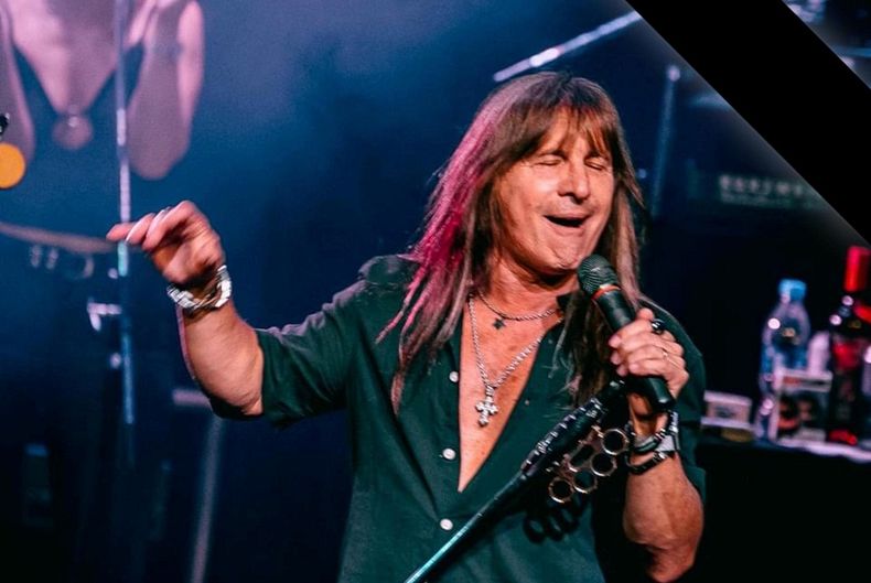 Adrián Barilari canta este sábado en el Teatro Gran Pilar.