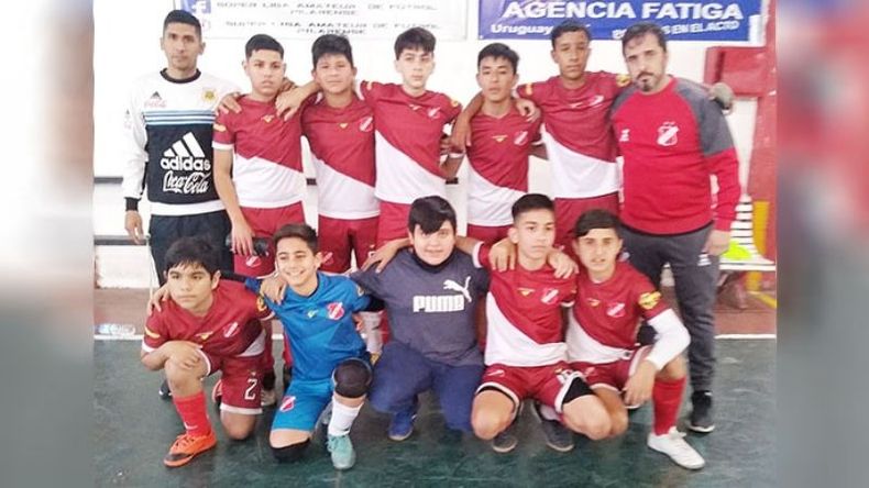 La Séptima del Rojo se impuso 6-4 ante Vicente López..