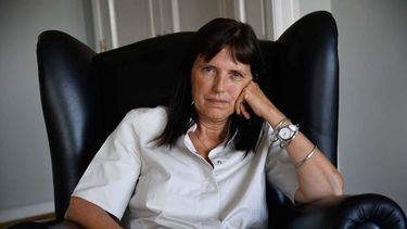 PIÑEIRO SABE. La novela aborda la maternidad y el derecho de las mujeres sobre sus cuerpos..