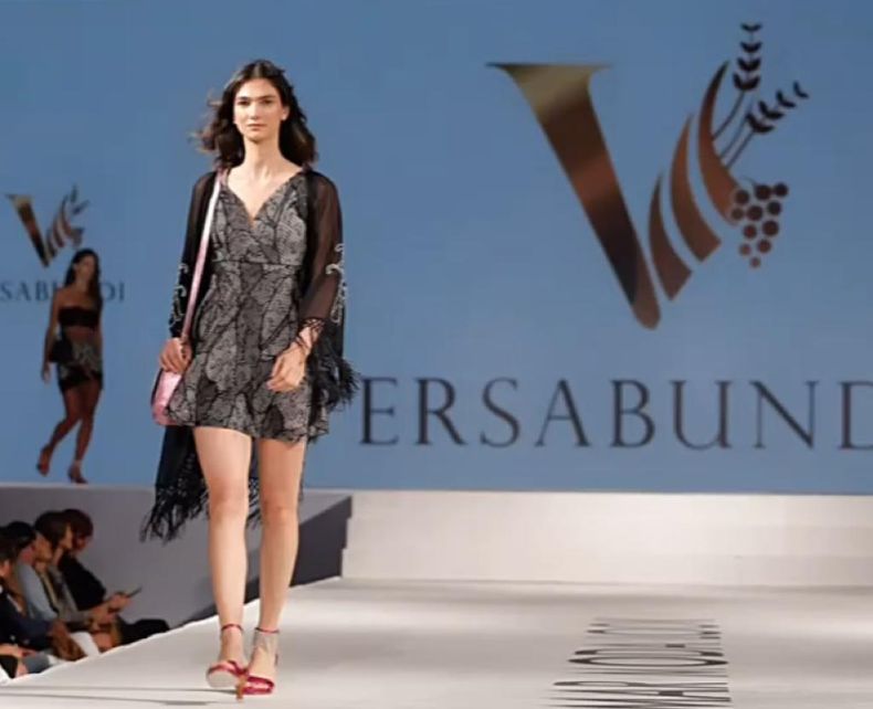 Versabundia presentó su colección durante el desfile Pinamar Moda Look.&nbsp;