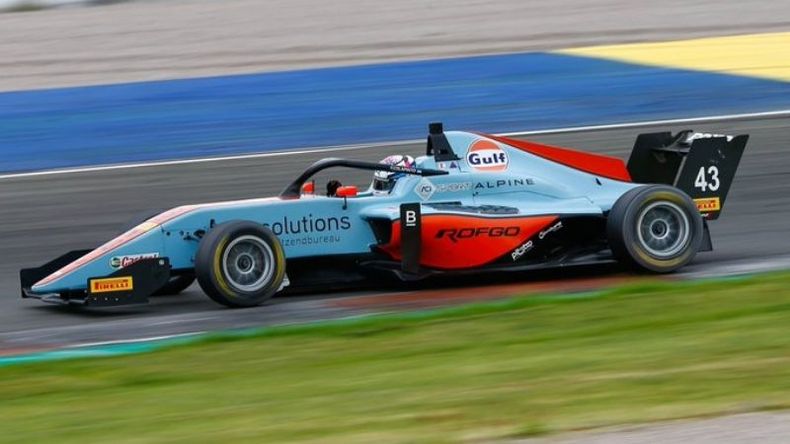 CARRERA. Colapinto y su MP Motorsport en Valencia..