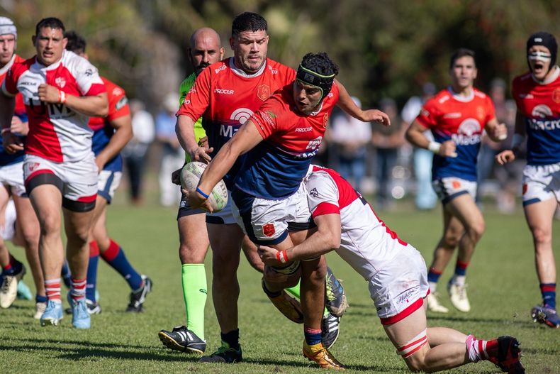 rugby Deportiva Francesa Juan Cruz Pérez Rachel.jpg