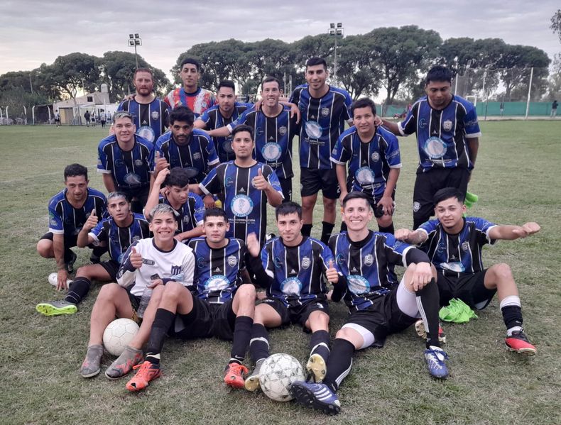 PUNTERO. La Nueva queda libre esta fecha. En la anterior aplast&oacute; 9-3 a Parque III.