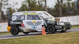 El Fiat Uno de Nico Vázquez..
