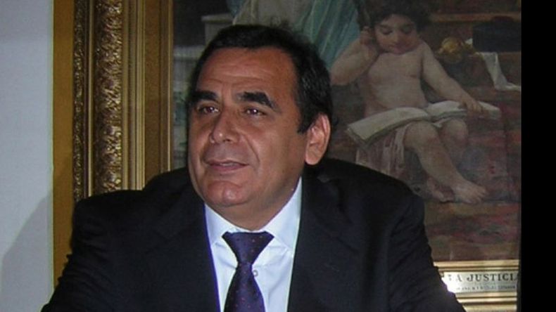 José Molina.