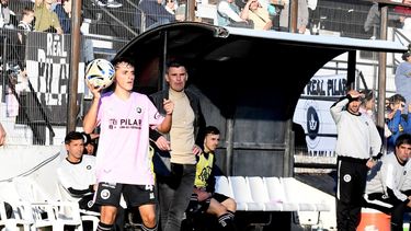 DEBUT SOÑADO. Guido Isola cumplió en su estreno en la Primera del Monarca.