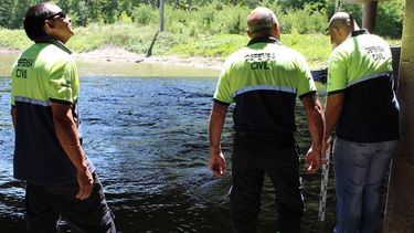 Cada verano Defensa Civil realiza operativos de prevención en las zonas acuáticas de Pilar..
