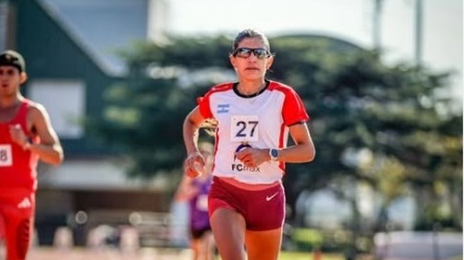 Daiana Ocampo consiguió una marca de 32’32”69.