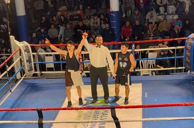 El Rayo Kapusi fue ganador de la contienda preliminar en Los Polvorines.