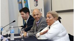 INVITADA. Carrió acaparó la atención en el lanzamiento. .