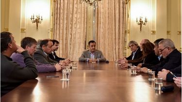 MESA. El ministro Finocchiaro recibió a los gremios docentes..