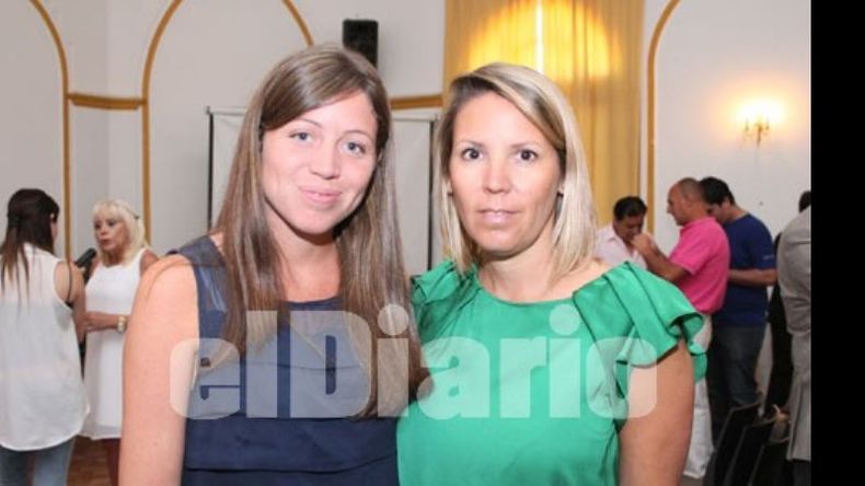 Jimena Blasco (izq.), subsecretaria de Comunicación..