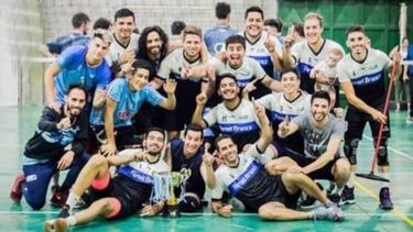 CAMPEÓN. Zorzal, con Fabián Flores en sus filas, se llevó la edición 2019..